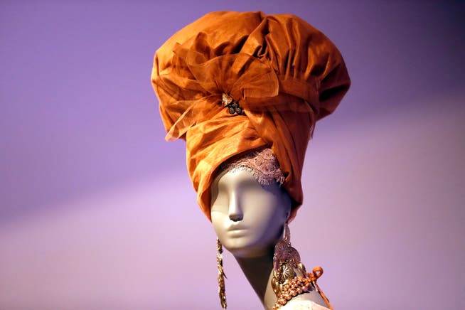 extravagant head wrap at the Contemporary Muslim Fashions exhibit